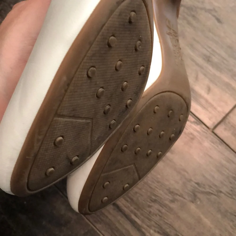 Life Stride heels soft system